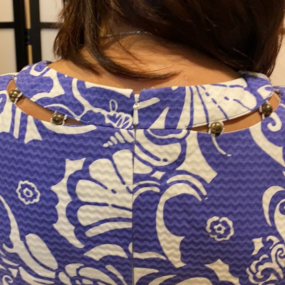 - -Lilly Pulitzer Dress size—-12
Excellent condition - Picture 9 of 15